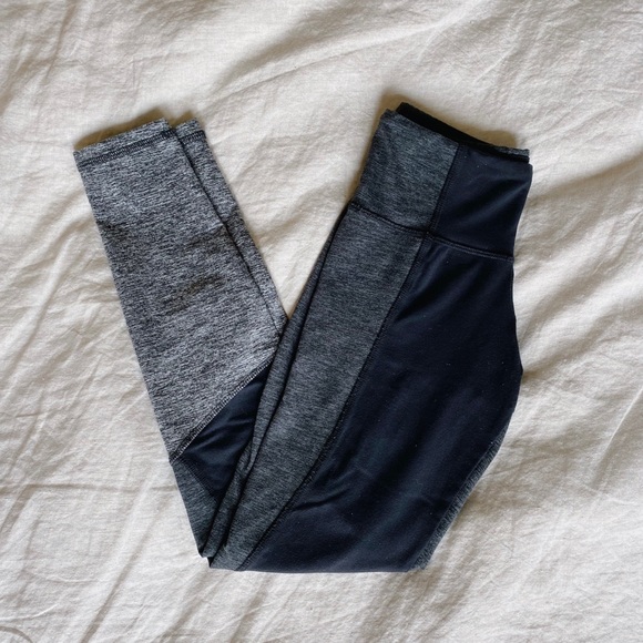 Strut this revolve color block legging - Picture 1 of 3